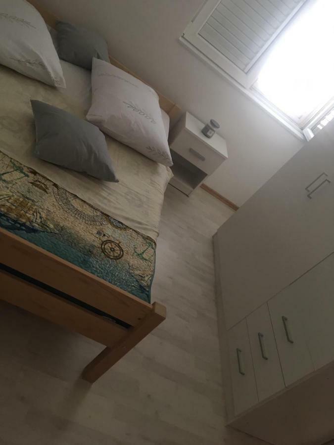 Angella Apartment Dugi Rat Exteriér fotografie